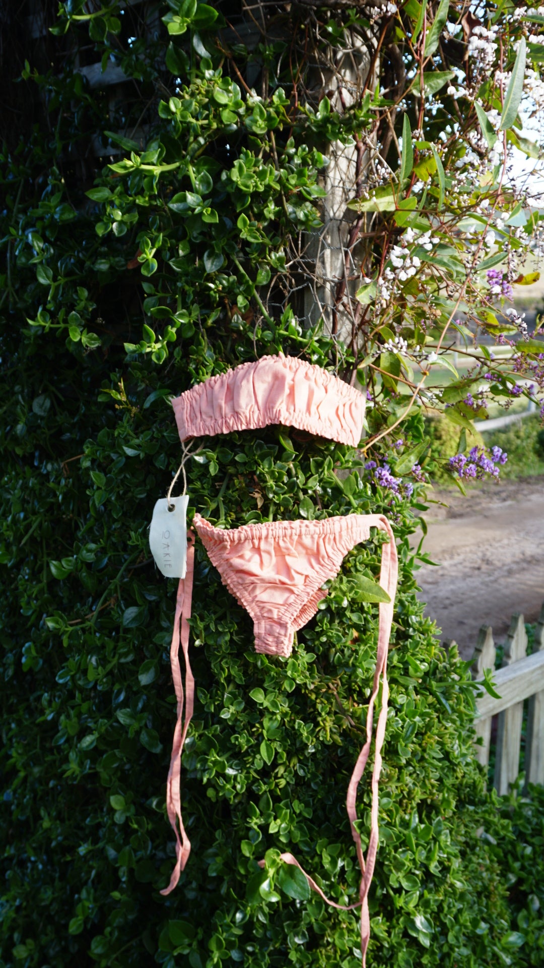 Lagoon bandeau- passion-berry